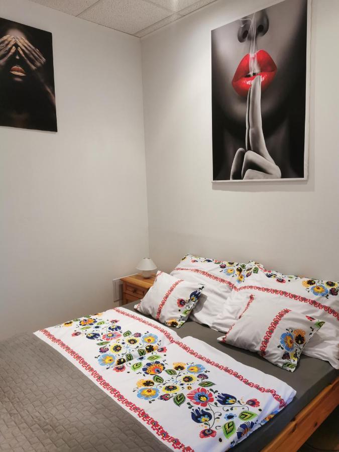 Patrik Apartman Székesfehérvár Buitenkant foto